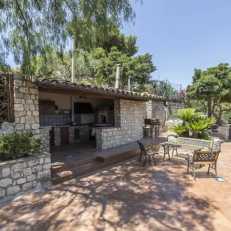 Country Sicily Bed & Breakfast *